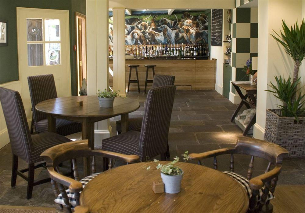 The Hare & Hounds Hotel Tetbury Restoran fotoğraf