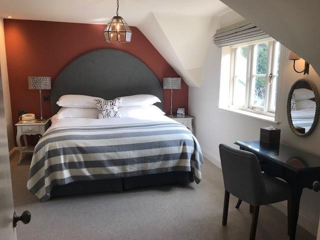 The Hare & Hounds Hotel Tetbury Dış mekan fotoğraf